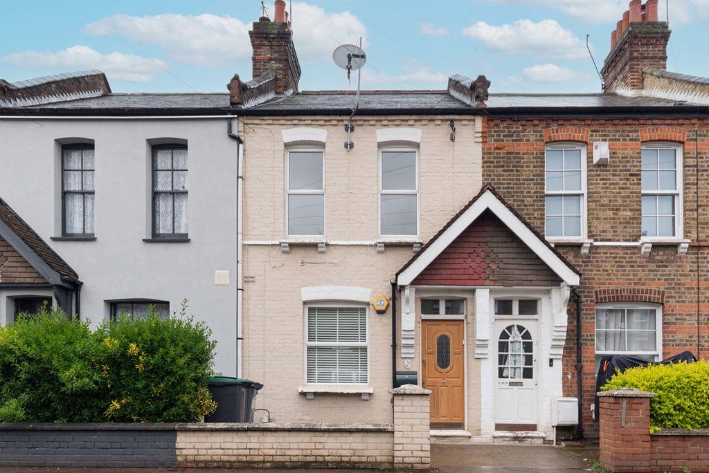 House Salisbury Road in Greater London