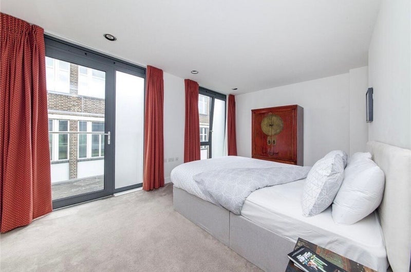 Room Clapham Common North Side in Greater London