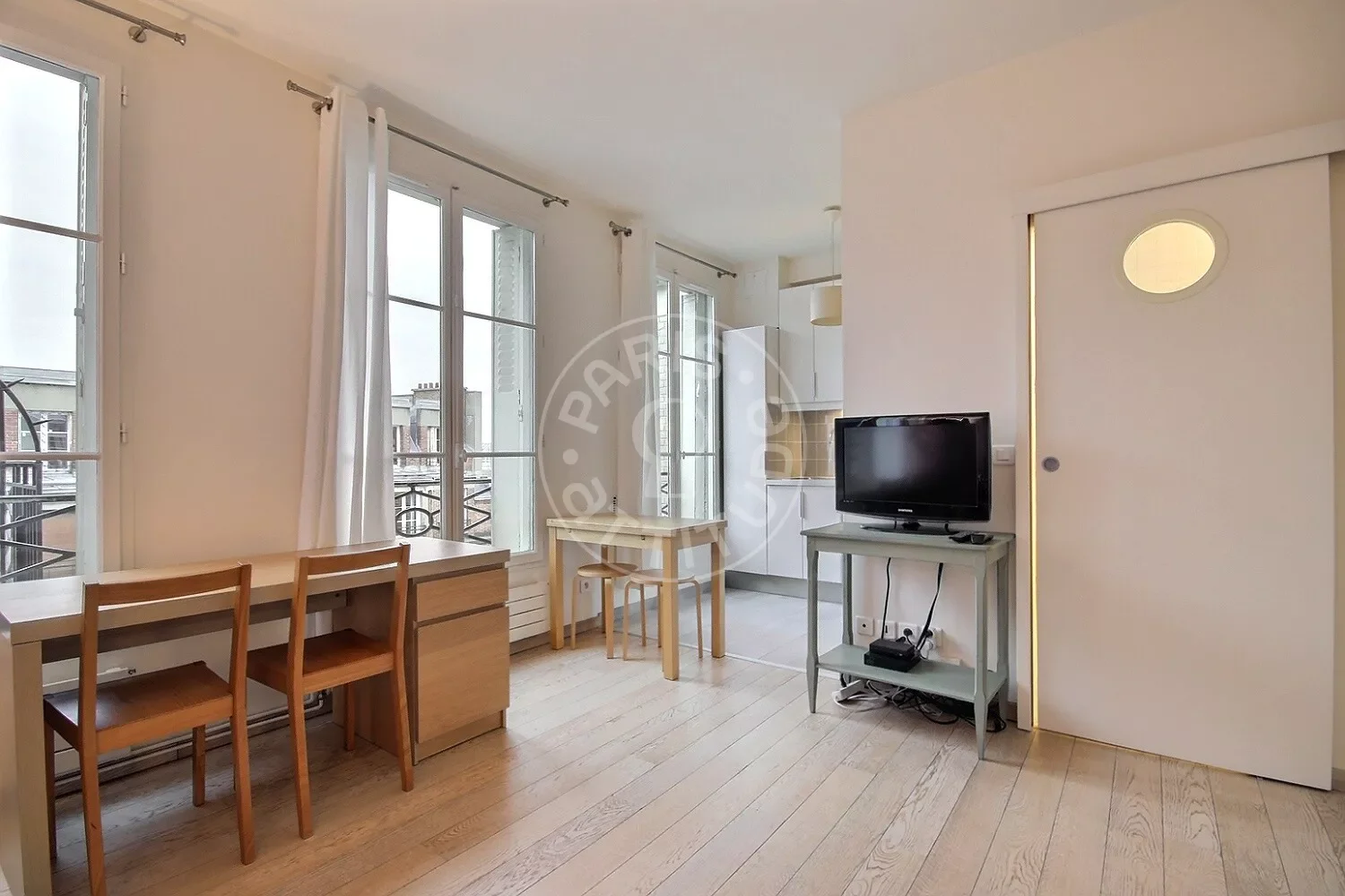 Flat Rue du Dobropol in Paris