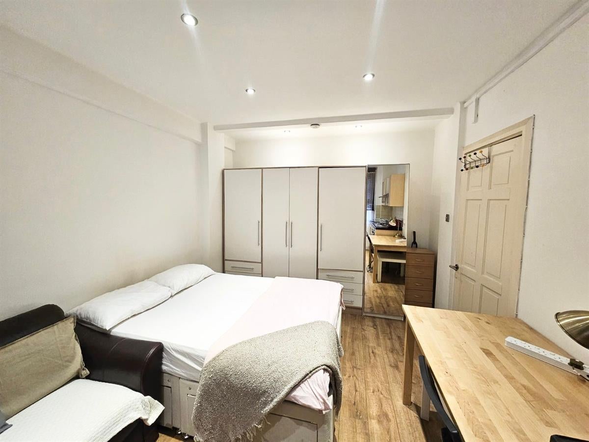 Room Linhope Street in City of Westminster