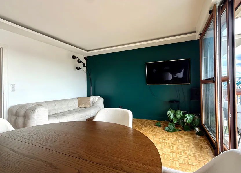 Flat Avenue Foch in Joinville-le-Pont