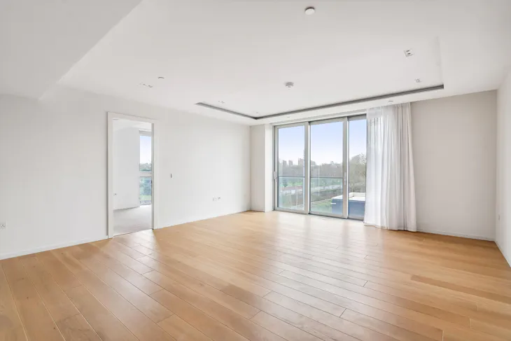 Flat West Road in Greater London