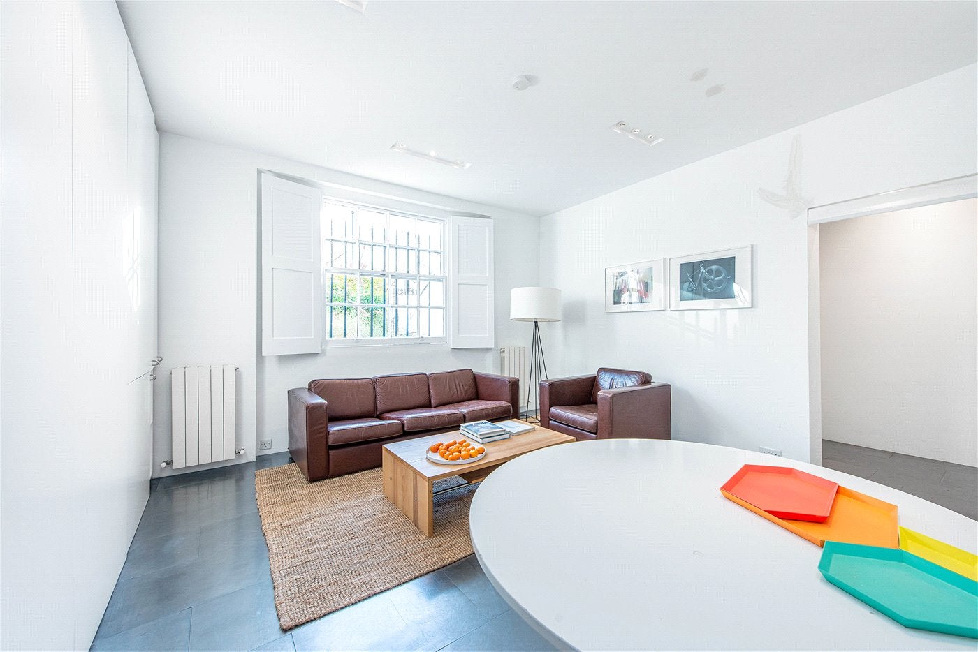 Flat Pembridge Villas in Greater London