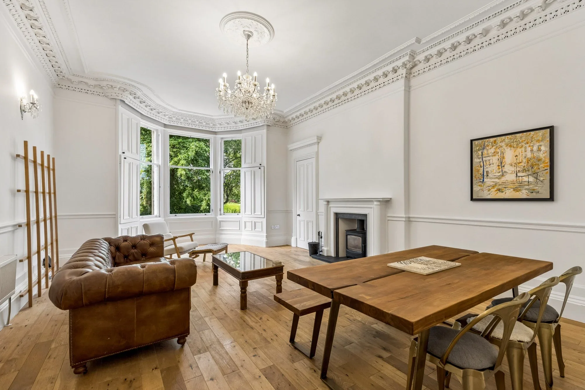 Flat Rosslyn Terrace in Glasgow