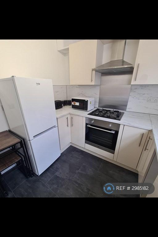 Flat Glossop Street in Leeds