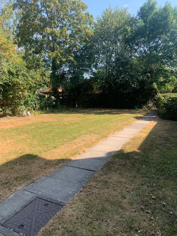Flat Savill Way in Marlow