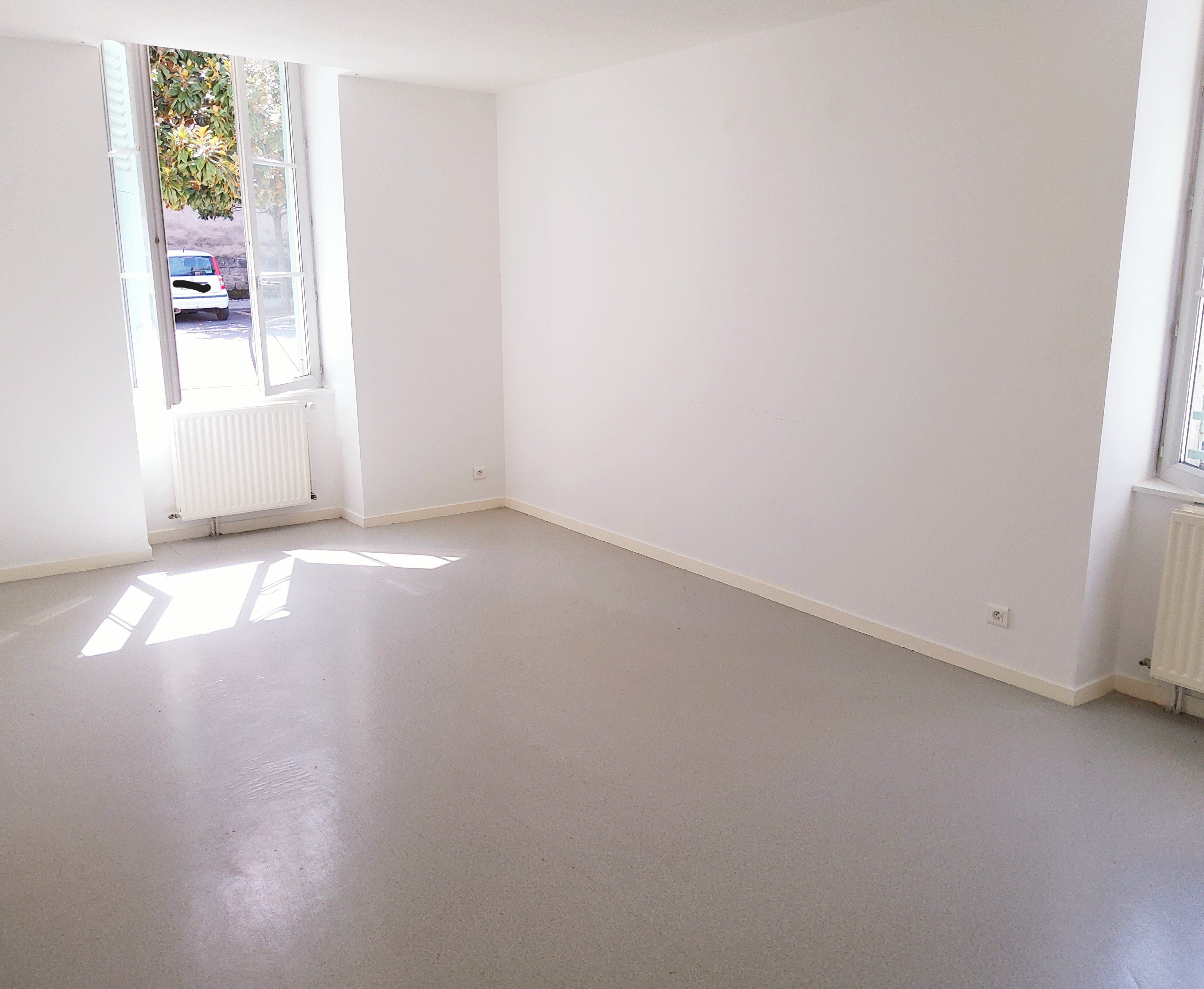 Flat Place Saint-Agnan in Cosne-Cours-sur-Loire