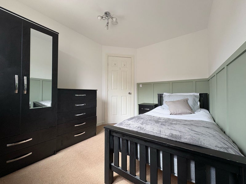 Flat Sapphire Street in Mansfield