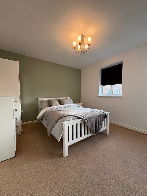 Flat Sapphire Street in Mansfield