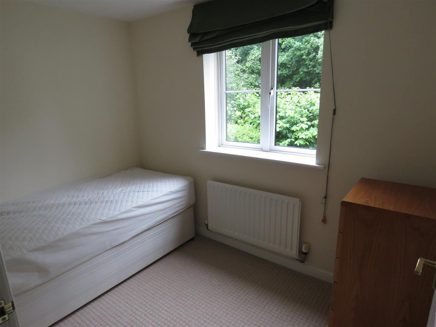 Flat Queenswood Drive in Sheffield