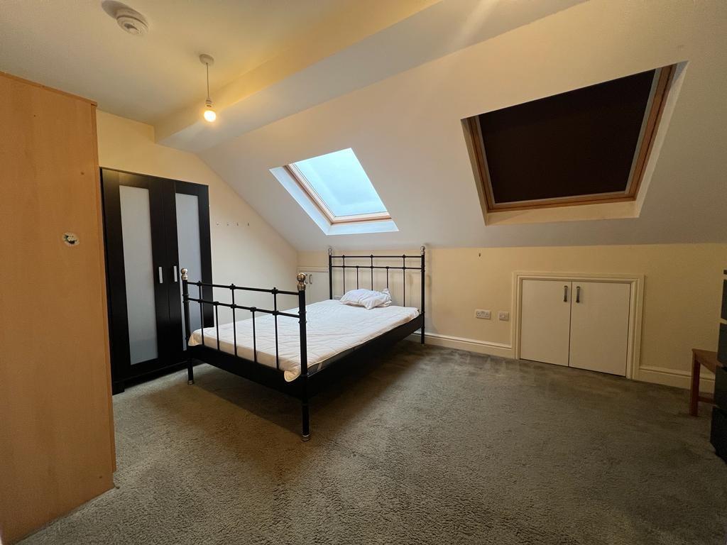Flat Audley Road in Greater London