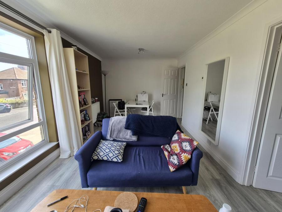 Flat Hunters Court in Newcastle upon Tyne