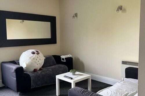 Flat Melville Place in Leeds