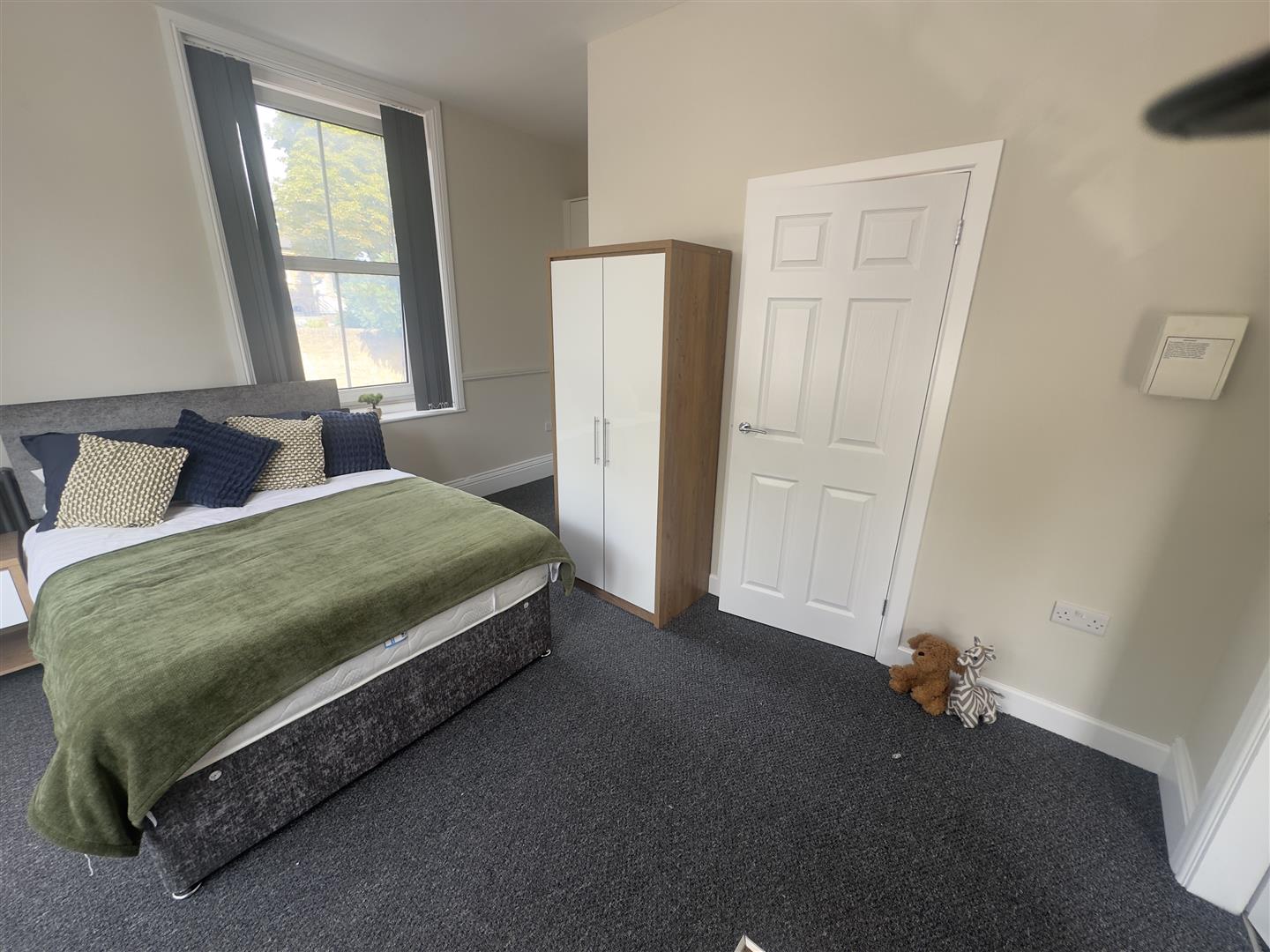 Room Woodhouse Road in Mansfield Woodhouse
