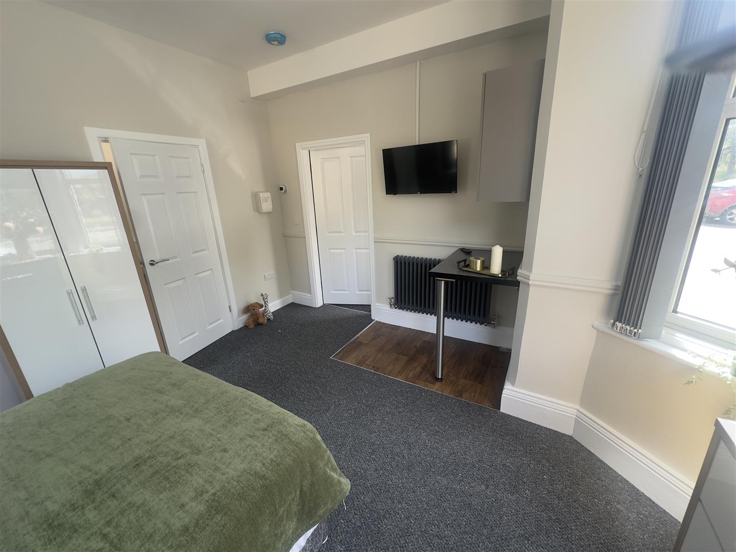 Room Woodhouse Road in Mansfield Woodhouse
