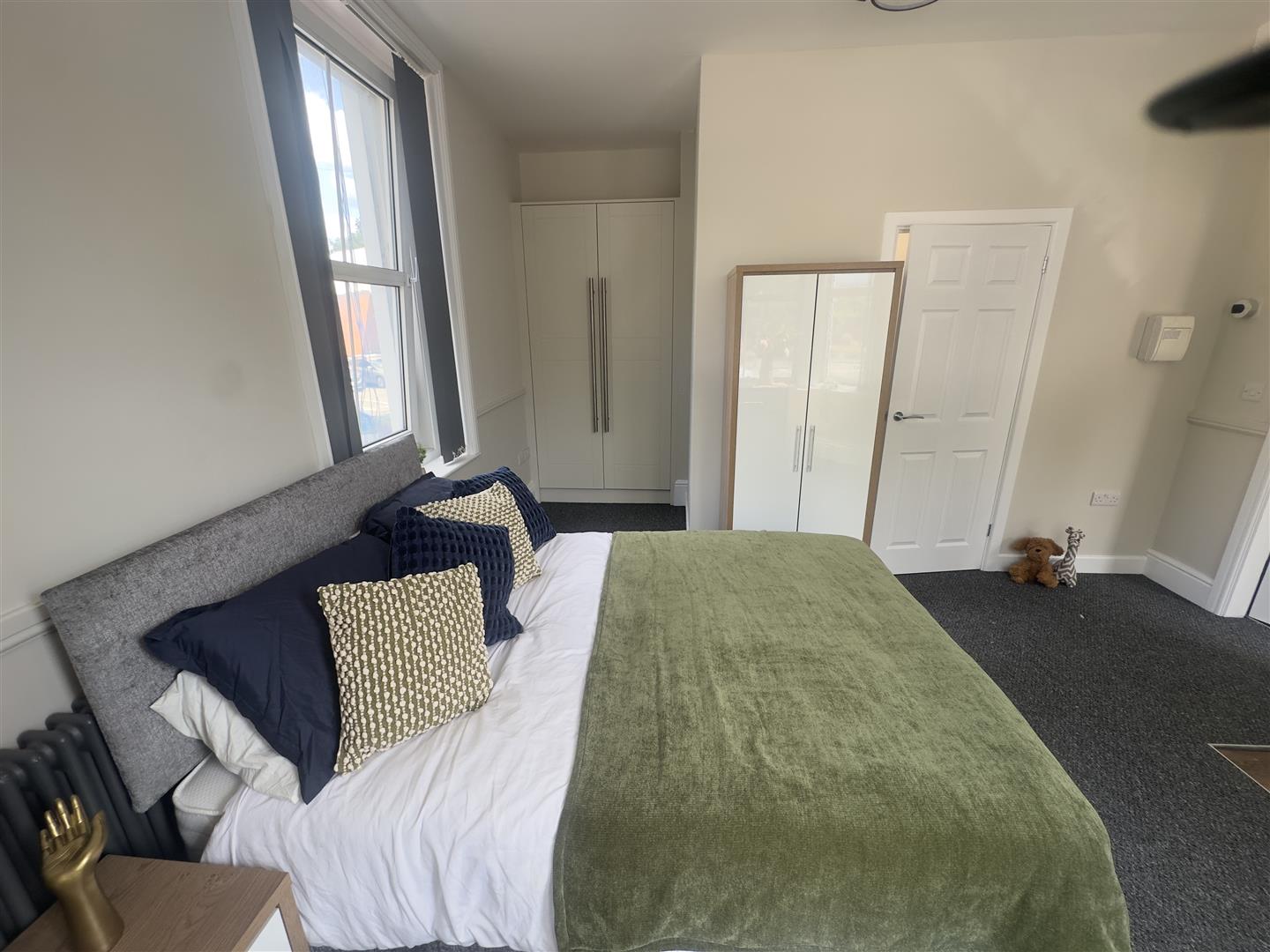 Room Woodhouse Road in Mansfield Woodhouse