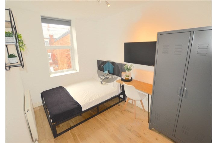 Flat Spencer Street in Newcastle upon Tyne