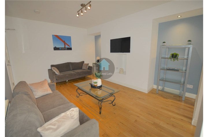 Flat Spencer Street in Newcastle upon Tyne