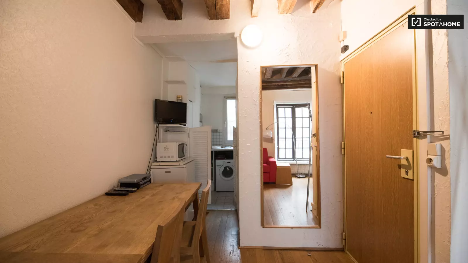 Flat Rue des Ciseaux in Paris