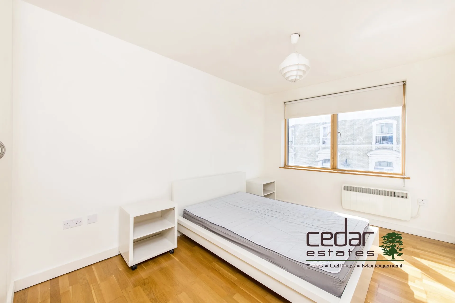Room Cavendish Close in Greater London