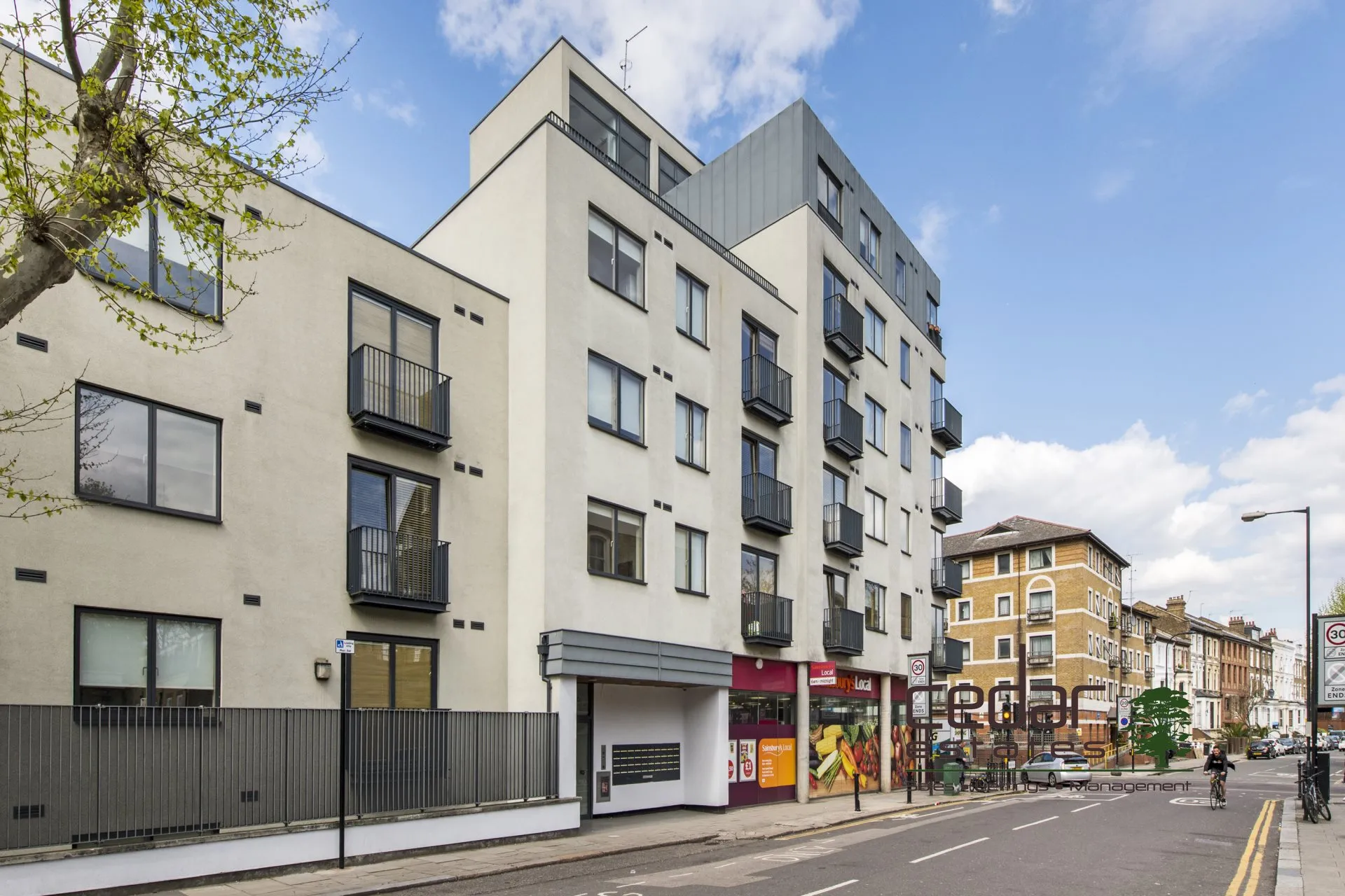 Room Cavendish Close in Greater London