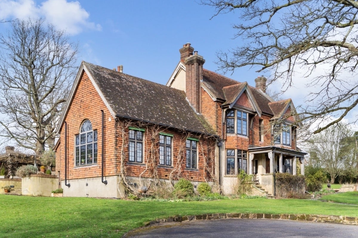 House Tinkers Lane in Wealden