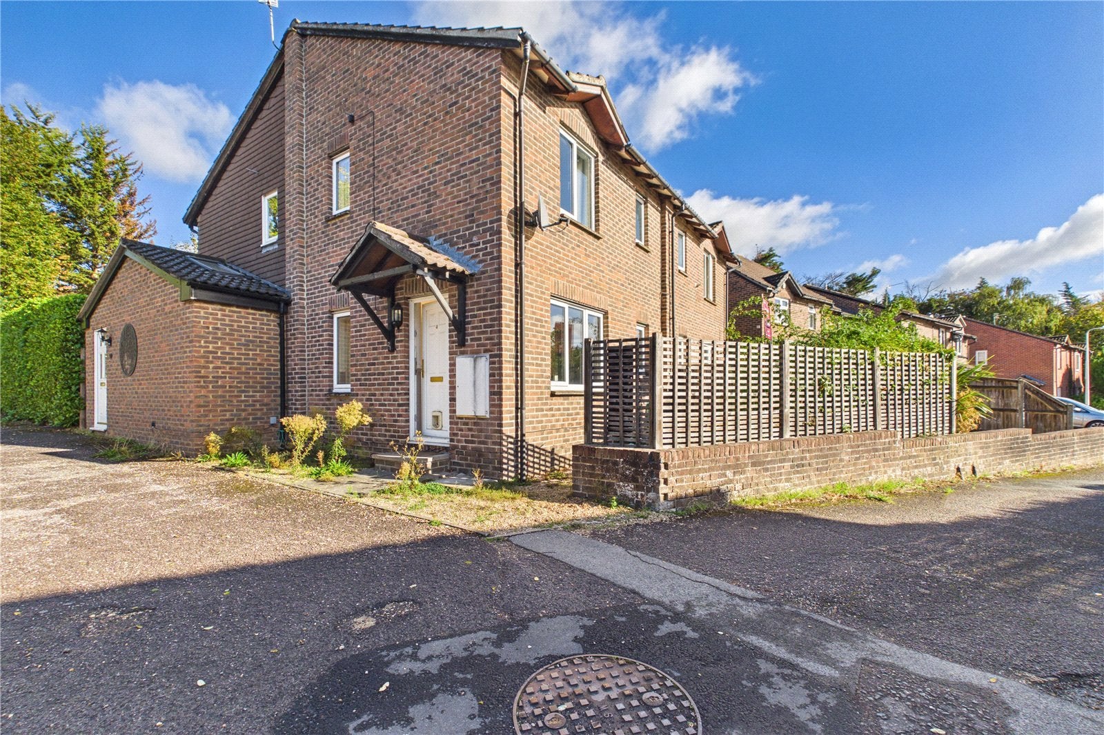 House Camden Place in Holybrook
