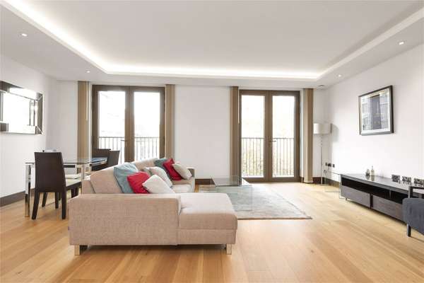 Flat Fetter Lane in City of London