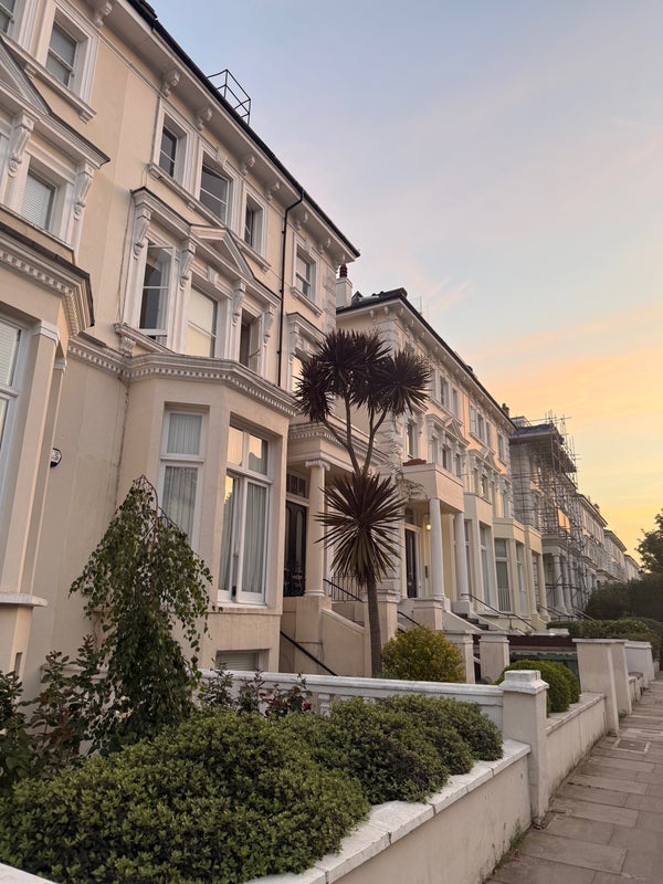 Room Belsize Park Gardens in Greater London