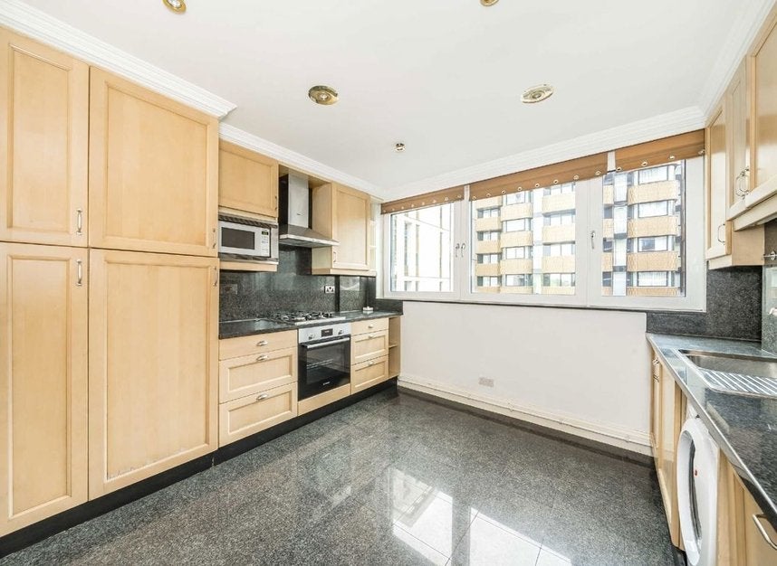 Flat St John's Wood Road in City of Westminster