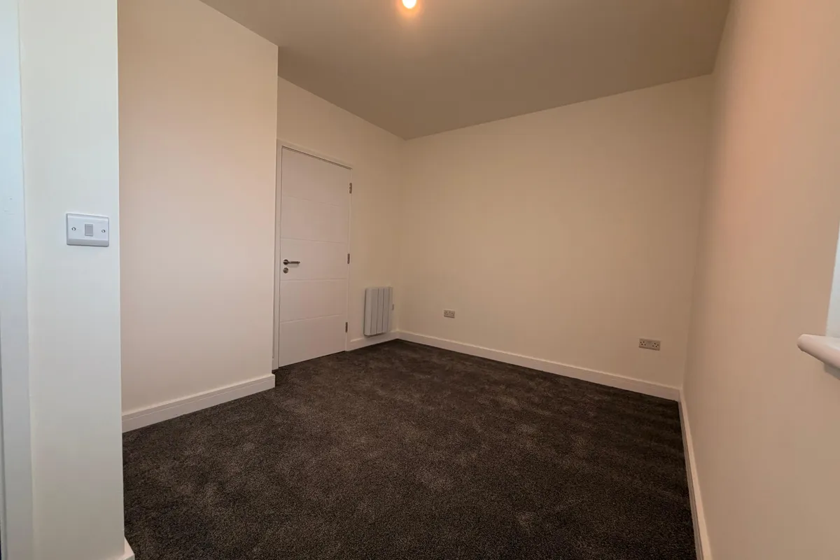 Flat Oundle Road in Peterborough