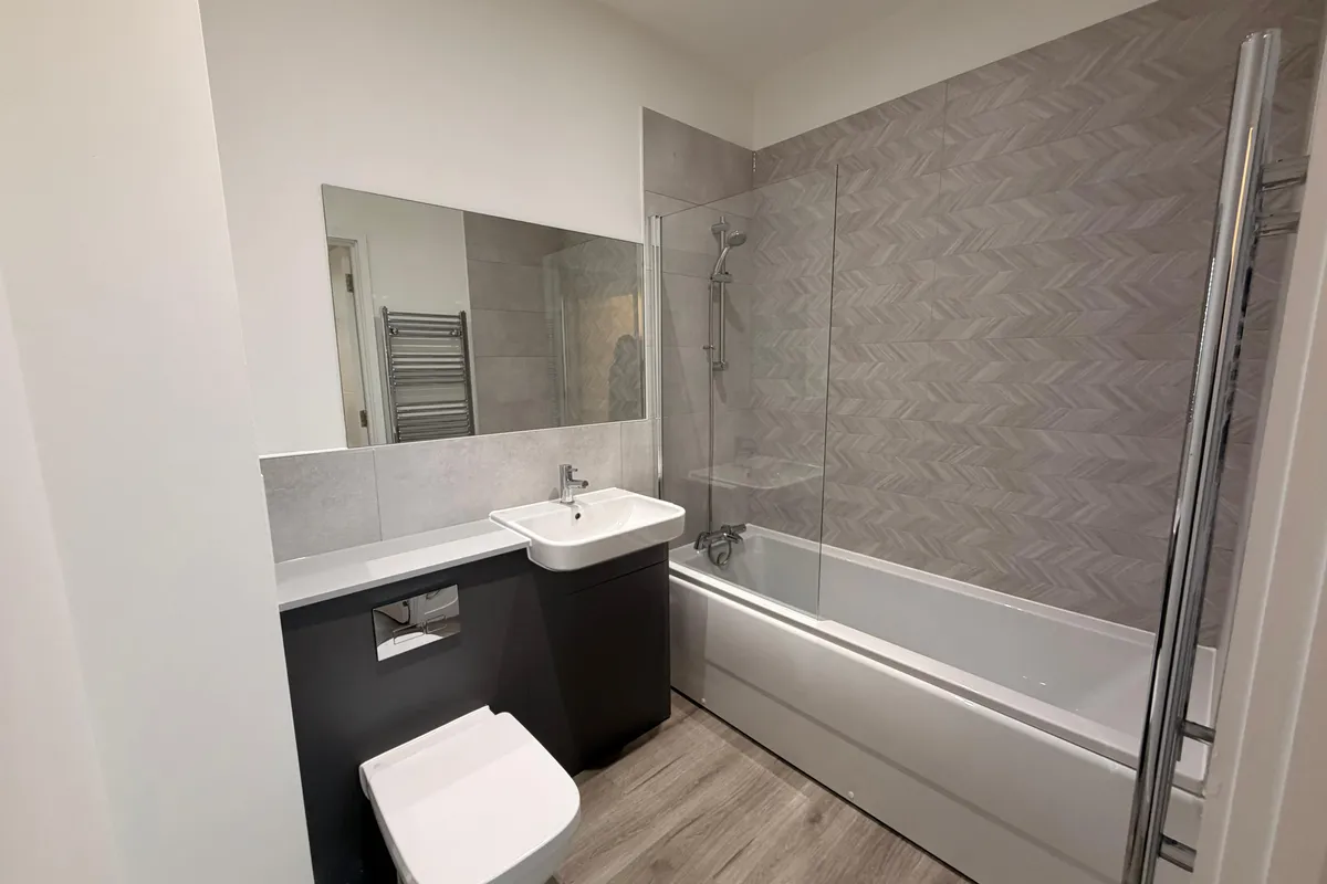 Flat Oundle Road in Peterborough