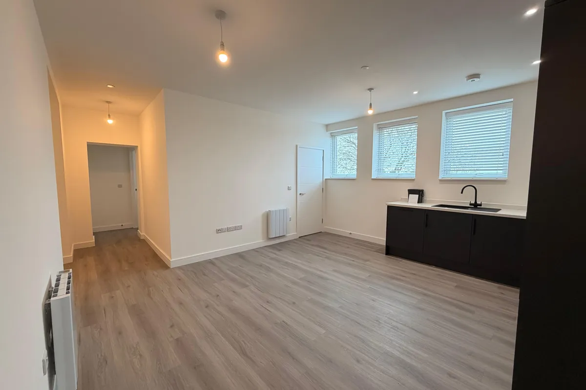 Flat Oundle Road in Peterborough
