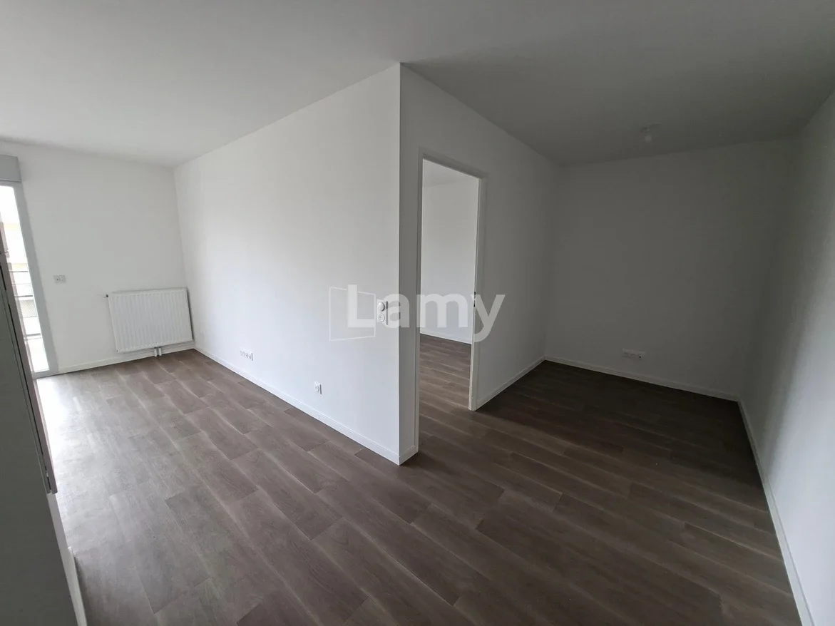Flat Rue Jean Maltrud in Le Havre