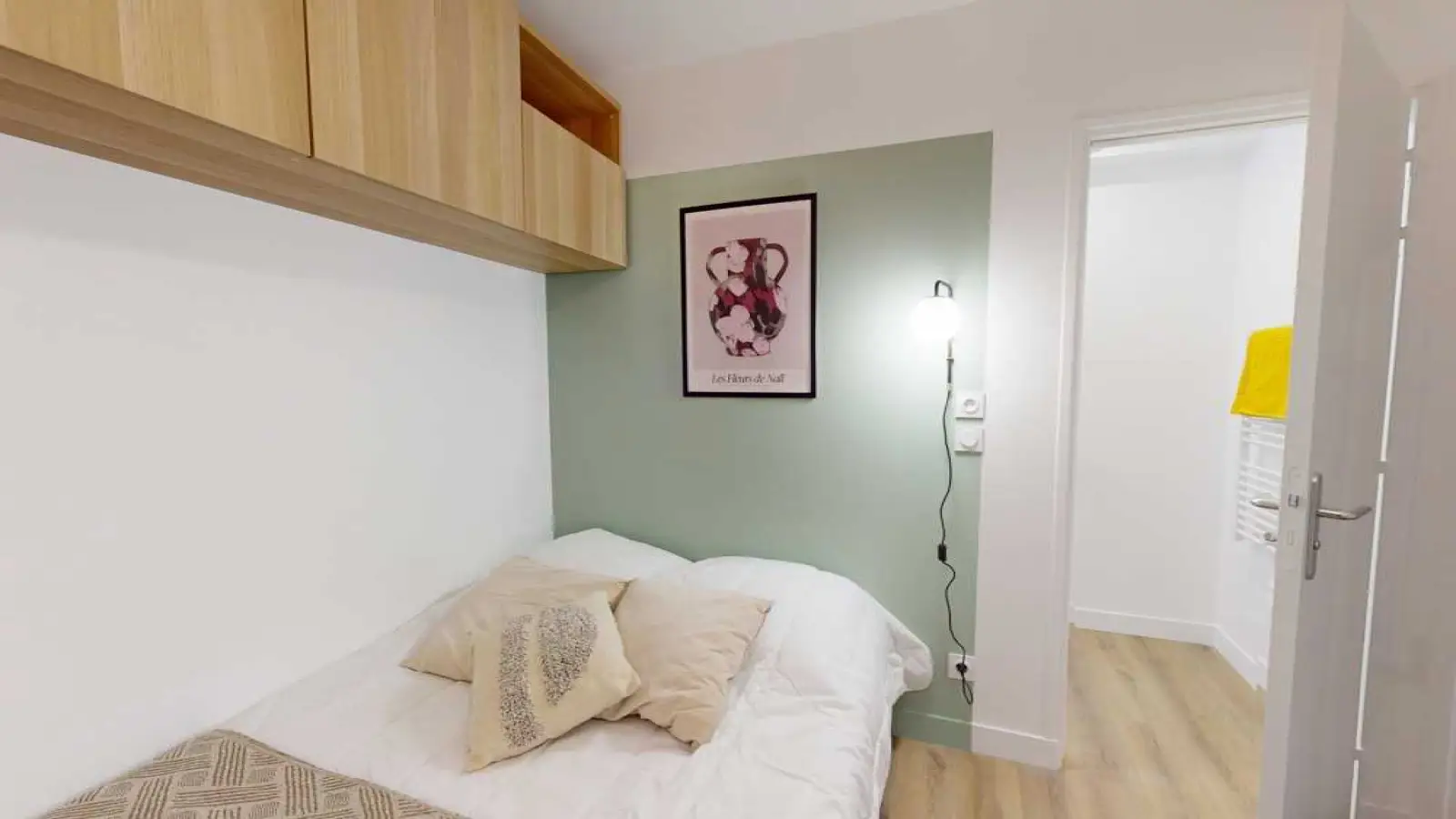 Room Passage Hébrard in Paris