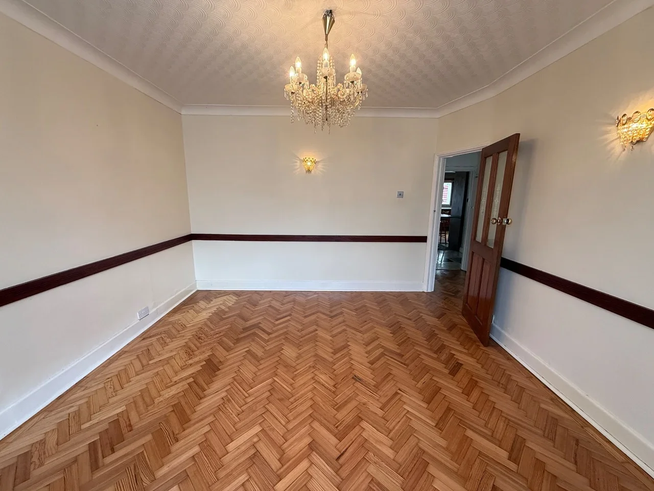 House Blossom Waye in Greater London