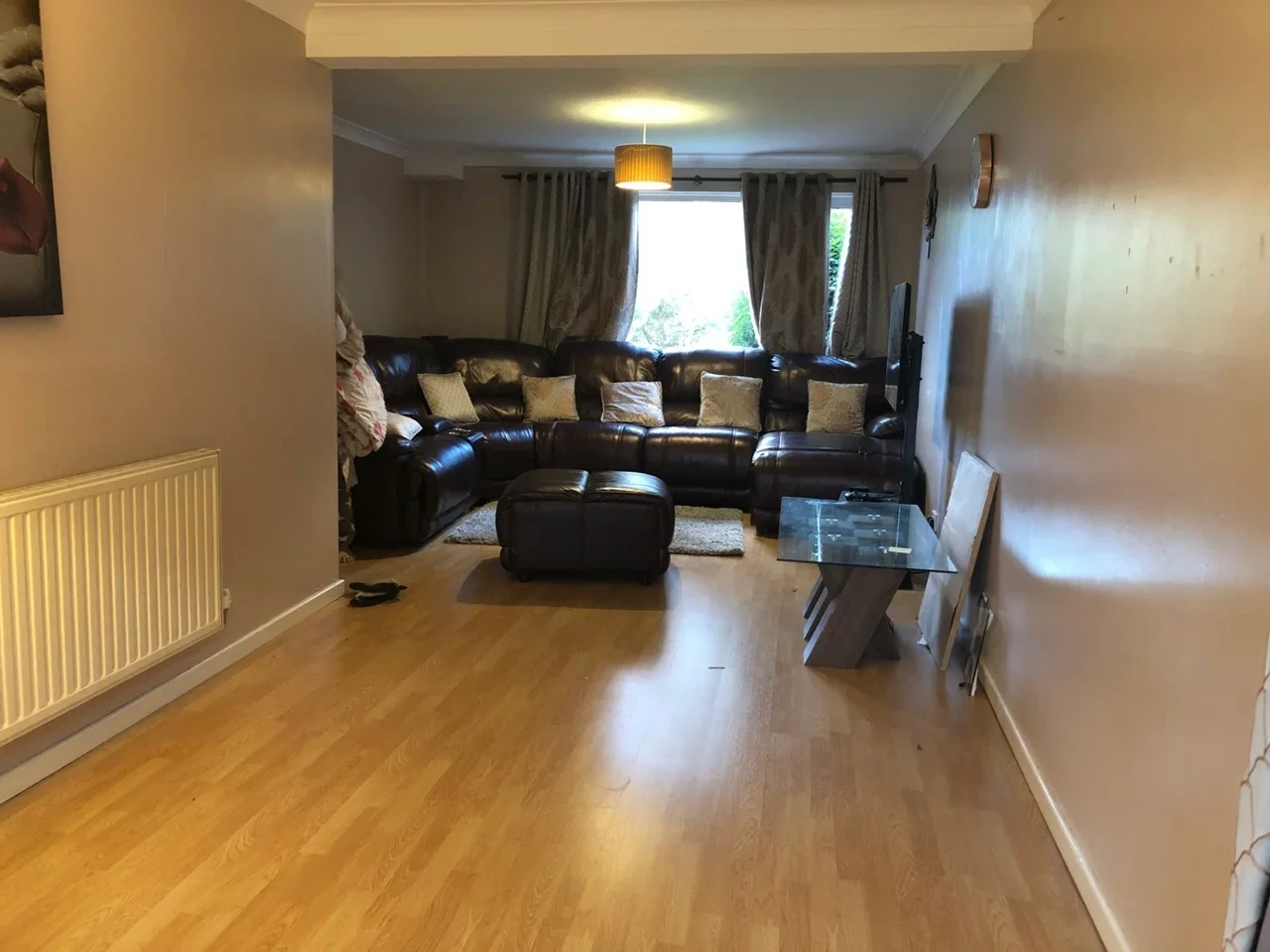 House Hamilton Crescent in Brentwood