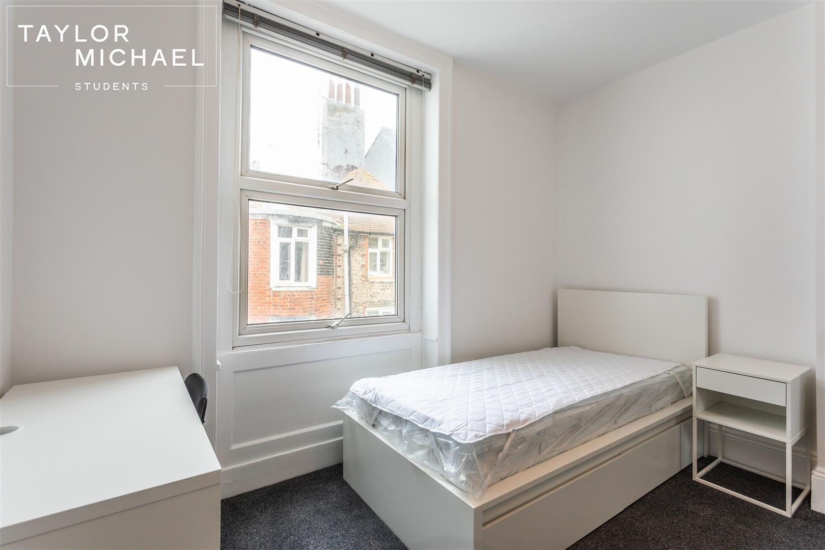 Room Broad Street in Brighton
