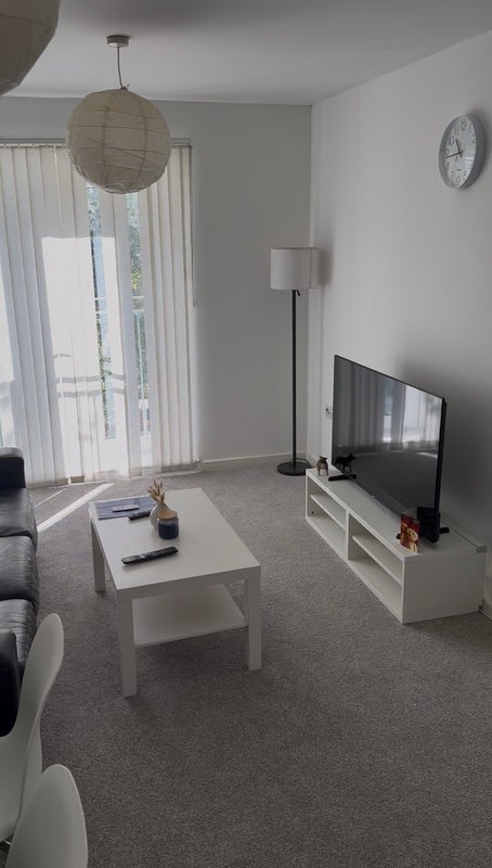 Room Elmira Way in Salford
