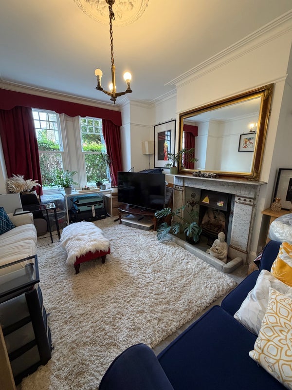 Room Pirbright Road in Greater London