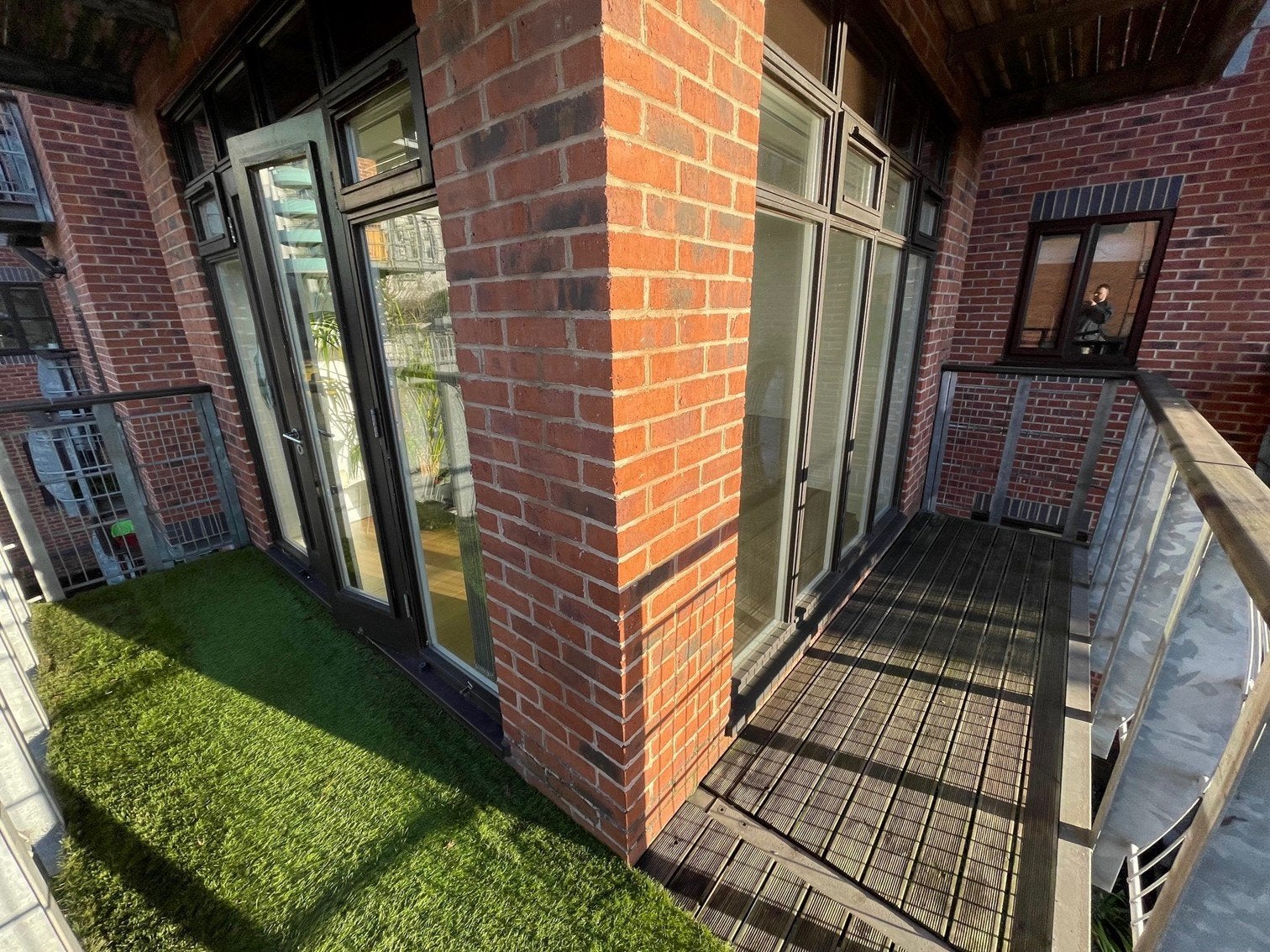 Flat Turlow Court in Leeds