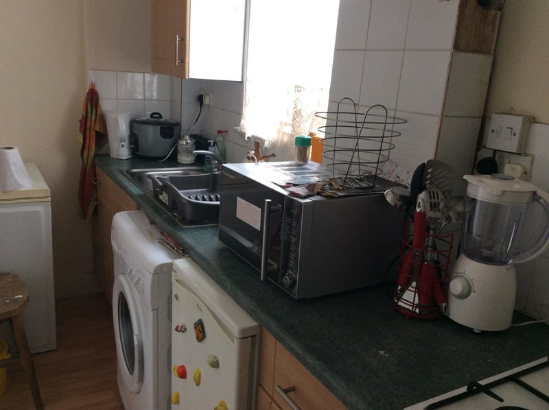 Room East Dulwich Road in Greater London