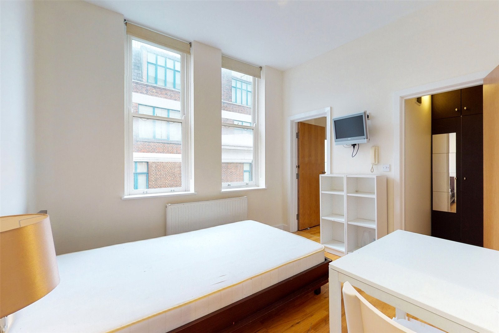 Flat Bayham Street in Greater London