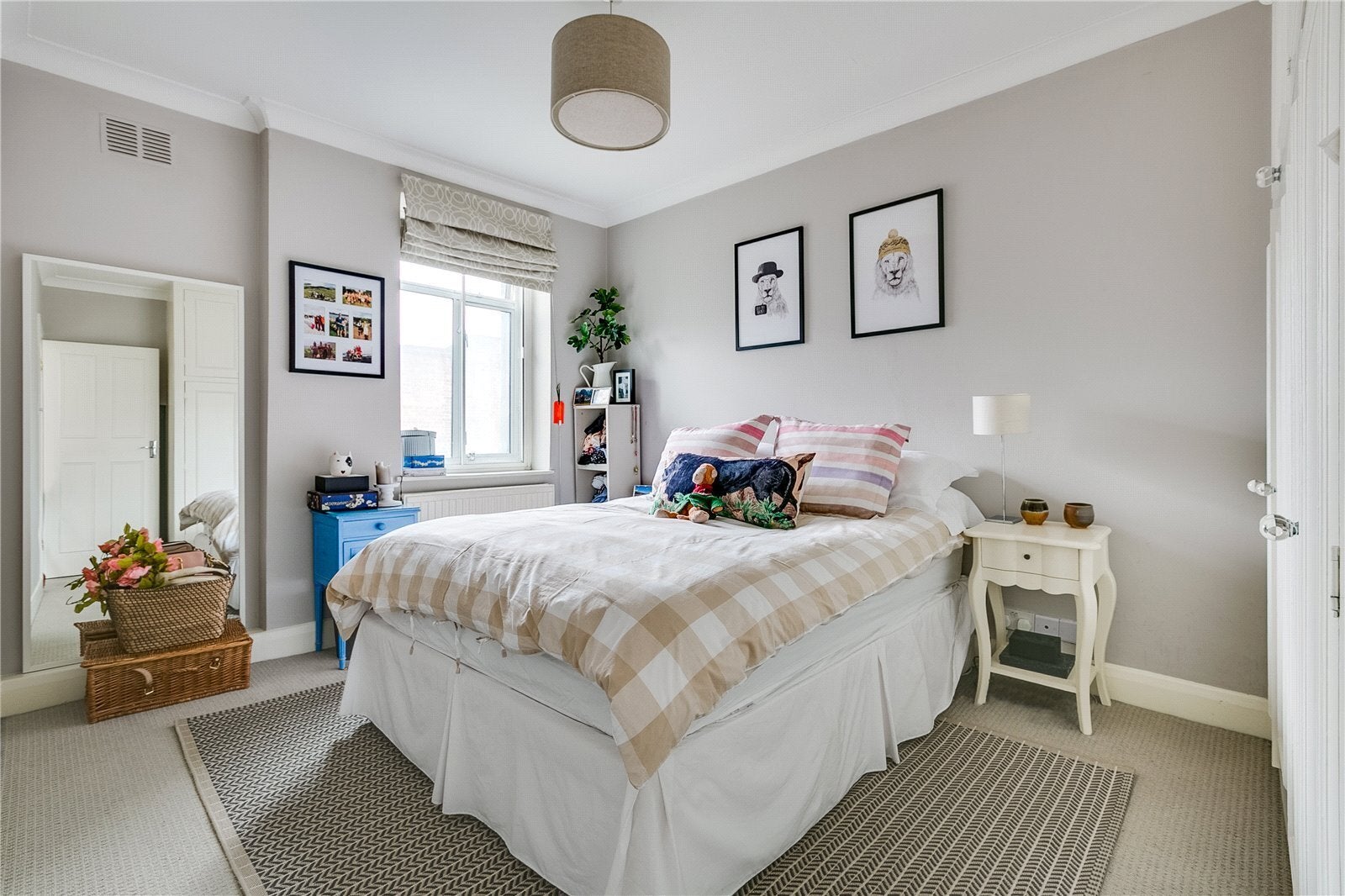 Flat Fulham Road in Greater London