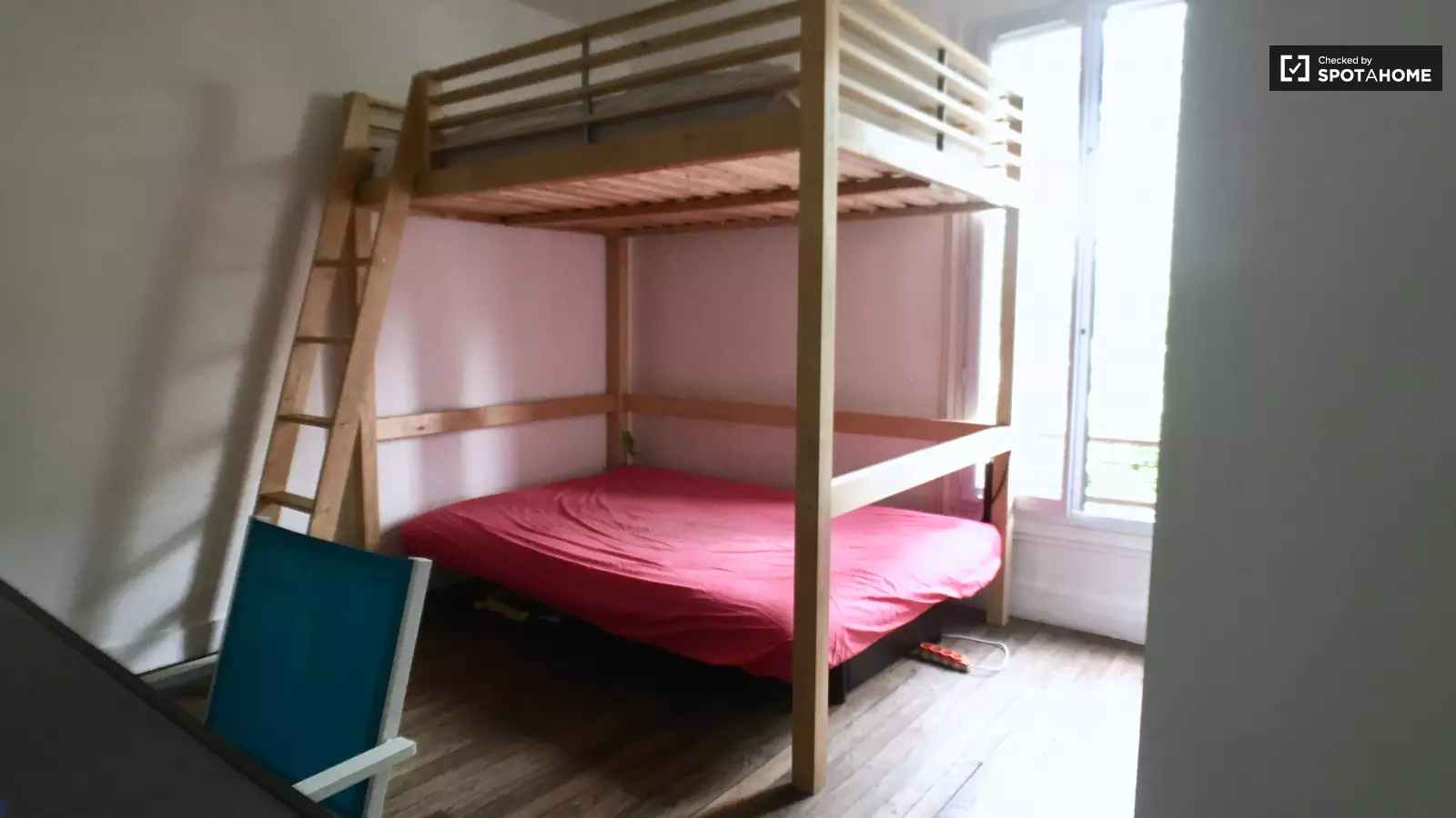 Flat Rue Sadi Carnot in Puteaux