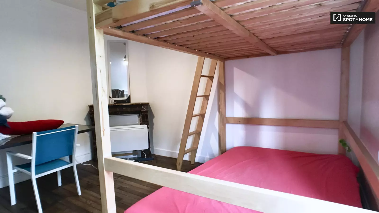 Flat Rue Sadi Carnot in Puteaux