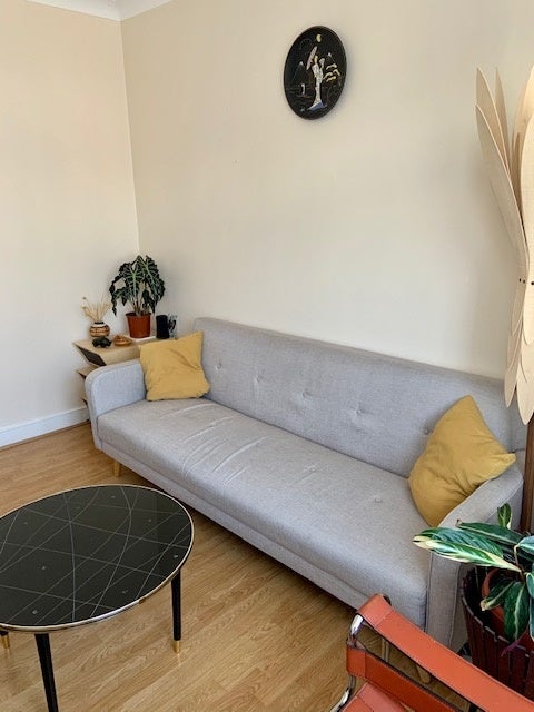 Flat Blackhorse Lane in Greater London