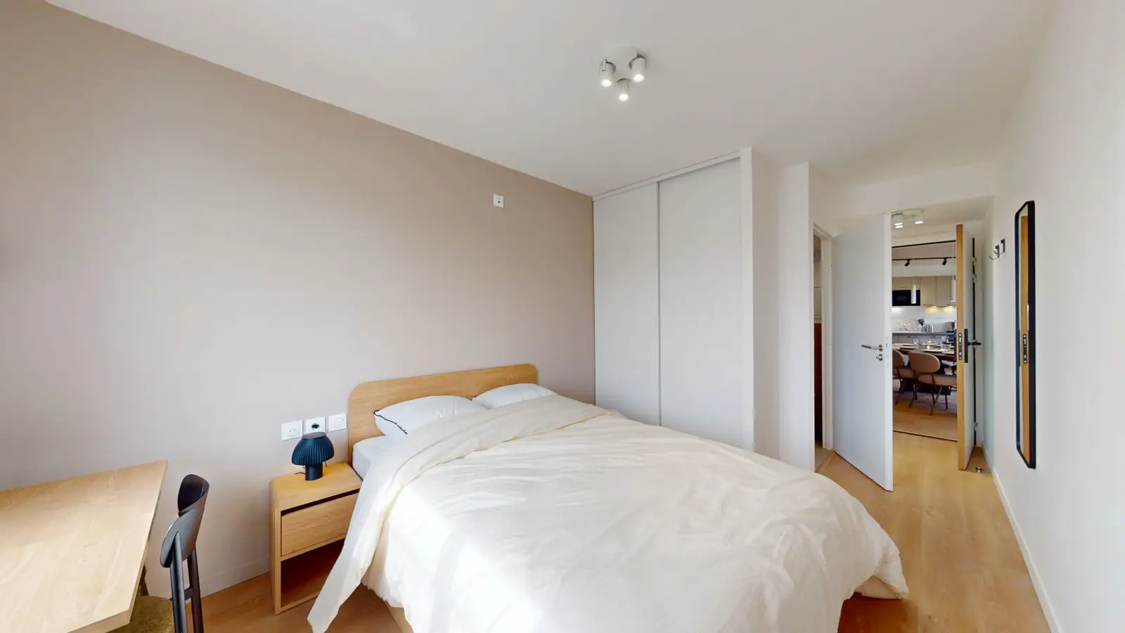 Chambre Rue Hoche à Vanves