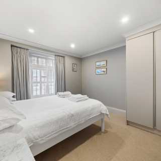 Flat Fynes Street in City of Westminster