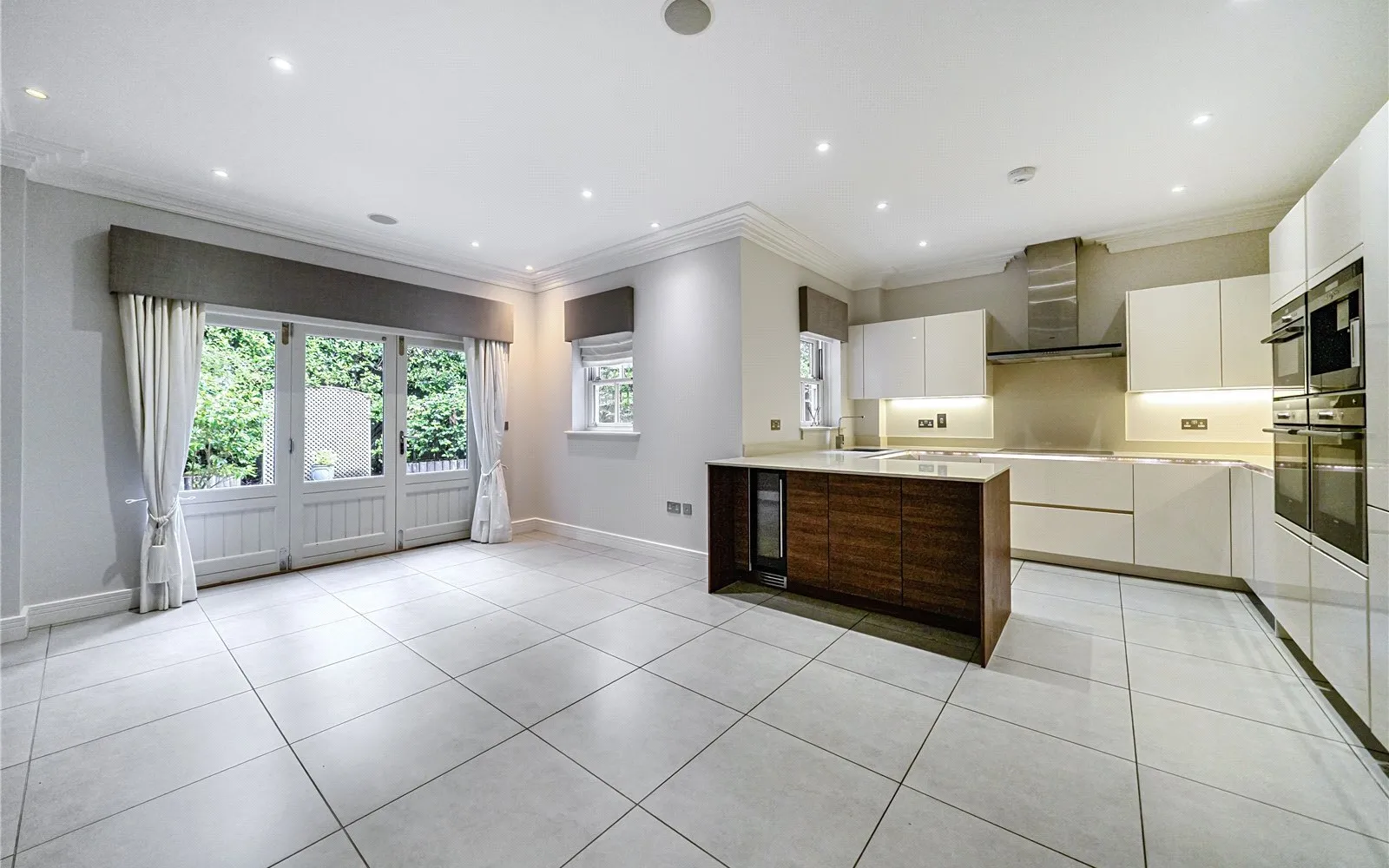 House Coronation Road in Sunninghill and Ascot